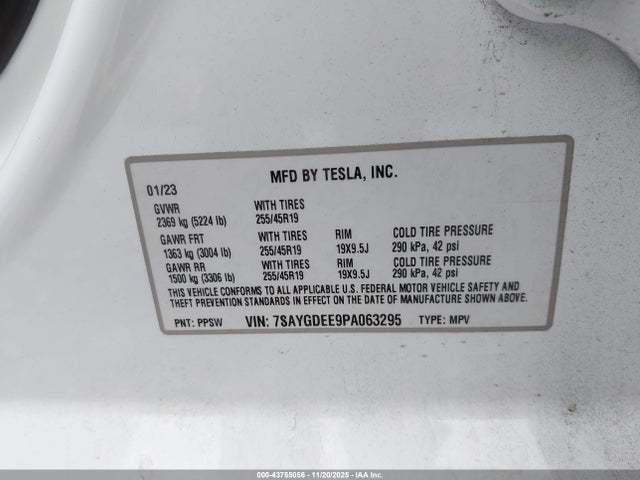 2023 TESLA MODEL Y 7SAYGDEE9PA063295 Photo 8