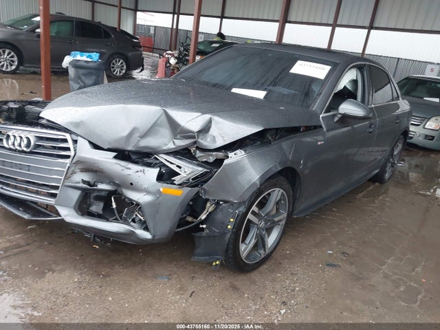 2017 AUDI A4 WAUFNAF47HN014694 Photo 1
