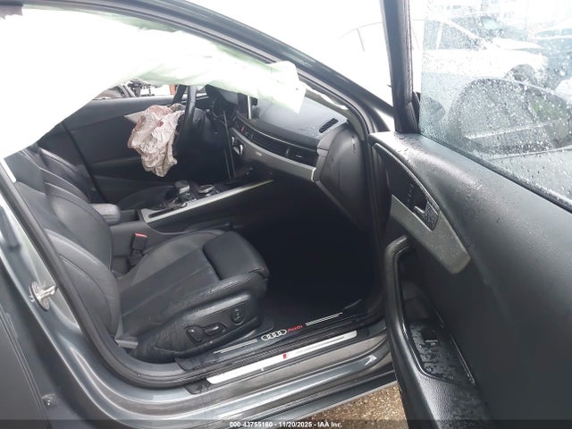 2017 AUDI A4 WAUFNAF47HN014694 Photo 4