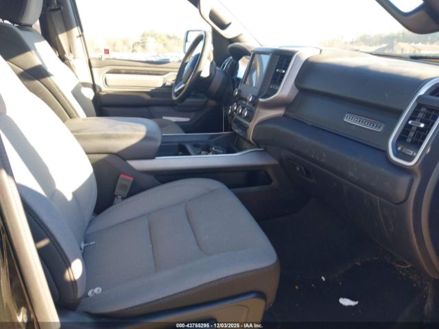 2023 RAM 1500 1C6RRFFG3PN578392 Photo 4