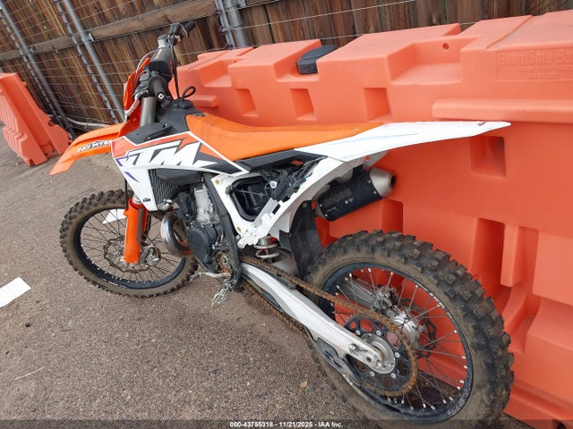 KTM 250 Sx 2023 VBKSXM232PM256757 Image 3