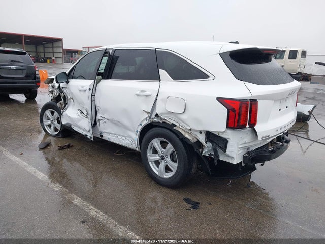 2022 Kia Sorento Lx მანქანა იყიდება აუქციონზე, vin: 5XYRG4LC3NG154736, აუქციონის ნომერი: 43755420