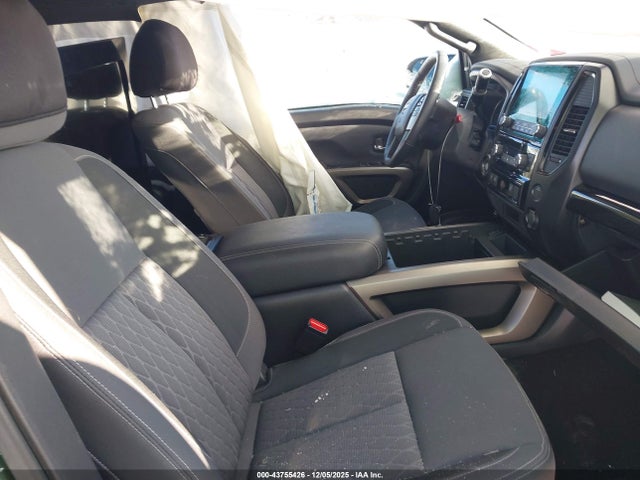 2024 NISSAN TITAN 1N6AA1EF3RN107836 Photo 4