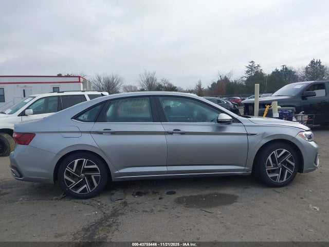 Продажа на аукционе авто 2022 Volkswagen Jetta 1.5t Sel, vin: 3VWGM7BU4NM010611, номер лота: 43755446