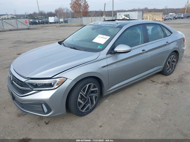 Продажа на аукционе авто 2022 Volkswagen Jetta 1.5t Sel, vin: 3VWGM7BU4NM010611, номер лота: 43755446
