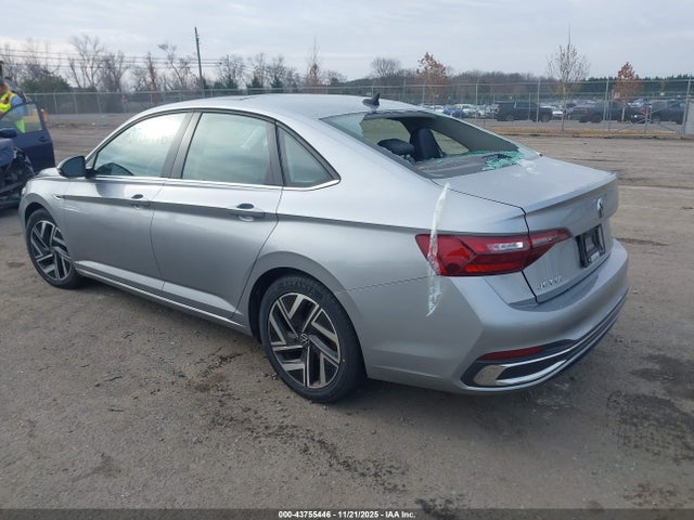 Продажа на аукционе авто 2022 Volkswagen Jetta 1.5t Sel, vin: 3VWGM7BU4NM010611, номер лота: 43755446