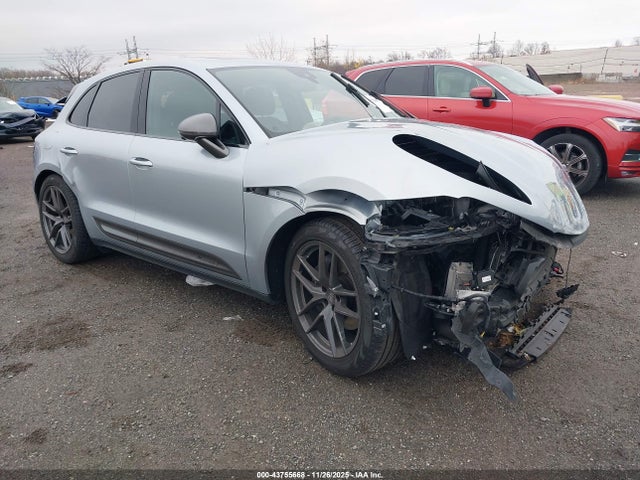 2025 PORSCHE MACAN WP1AA2A54SLB04630
