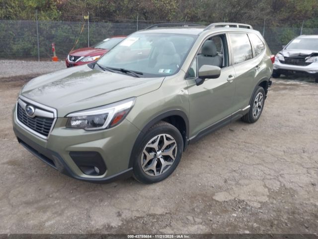 2021 SUBARU FORESTER JF2SKAFC0MH418125 Photo 1
