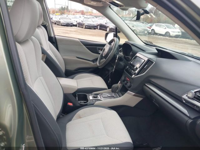 2021 SUBARU FORESTER JF2SKAFC0MH418125 Photo 4