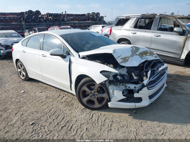 Ford FUSION S 2016 3FA6P0G75GR237544 главное изображение
