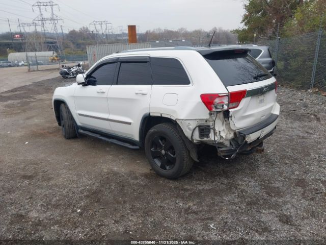 2011 JEEP GRAND CHEROKEE 1J4RR4GG0BC641412 Photo 2