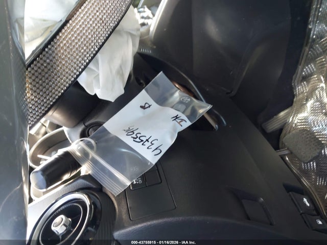 Toyota YARIS LE 2020 3MYDLBJV2LY701617 Image 31