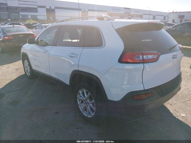 2015 JEEP CHEROKEE 1C4PJLCB4FW670098 Photo 2