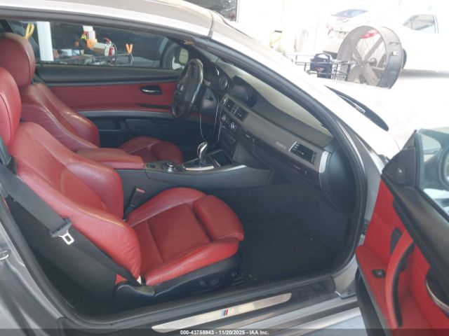 2011 BMW 335IS WBADX1C52BE569395 Photo 4