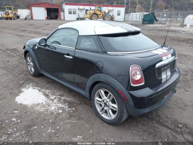 2012 MINI COOPER WMWSX1C5XCT163854 Photo 2