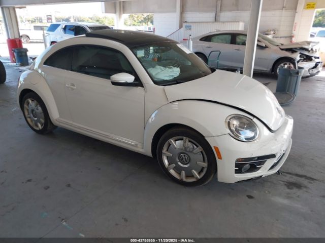 2018 VOLKSWAGEN BEETLE 3VWJD7AT5JM711702