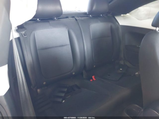 2018 VOLKSWAGEN BEETLE 3VWJD7AT5JM711702 Photo 7