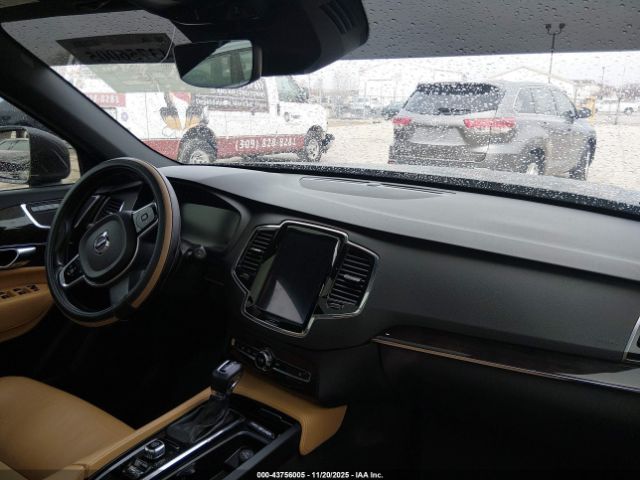 2018 VOLVO XC90 YV4A22PK2J1216751 Photo 4