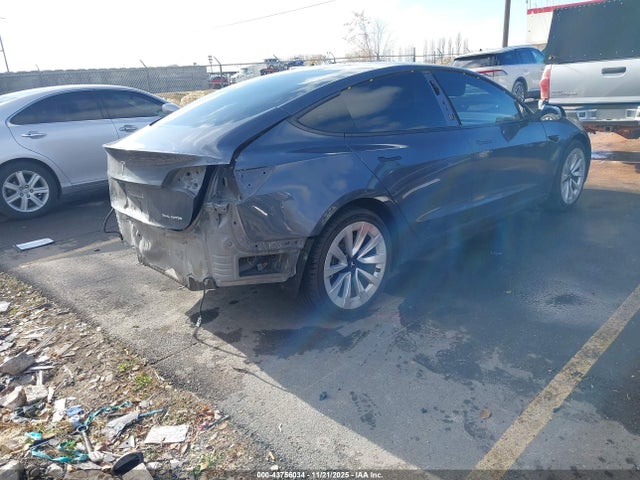 2022 TESLA MODEL 3 5YJ3E1EB0NF144414 Photo 3