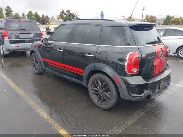 2013 MINI COUNTRYMAN WMWZC3C57DWP20662 Photo 2