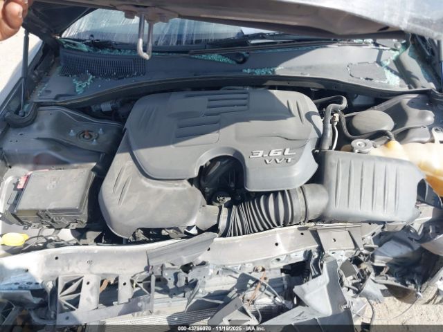 2018 CHRYSLER 300 2C3CCABGXJH244759 Photo 9