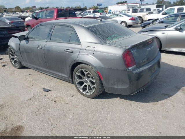 2018 CHRYSLER 300 2C3CCABGXJH244759 Photo 2