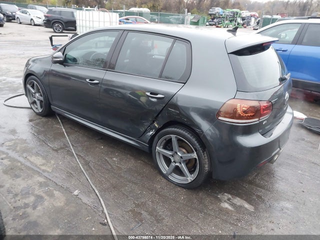 2013 Volkswagen Golf R 4-door მანქანა იყიდება აუქციონზე, vin: WVWPF7AJ4DW014628, აუქციონის ნომერი: 43756074