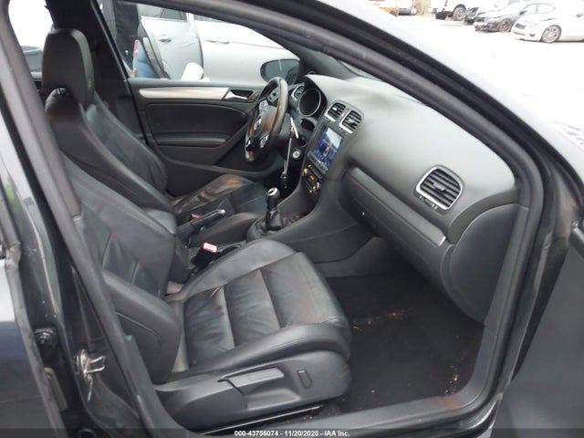 2013 Volkswagen Golf R 4-door მანქანა იყიდება აუქციონზე, vin: WVWPF7AJ4DW014628, აუქციონის ნომერი: 43756074