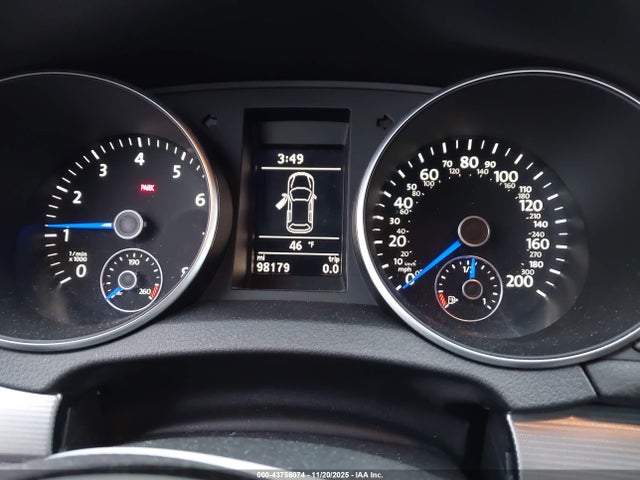 2013 Volkswagen Golf R 4-door მანქანა იყიდება აუქციონზე, vin: WVWPF7AJ4DW014628, აუქციონის ნომერი: 43756074