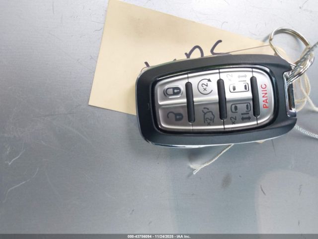 2024 CHRYSLER PACIFICA HYBRID 2C4RC1S70RR103971 Photo 10