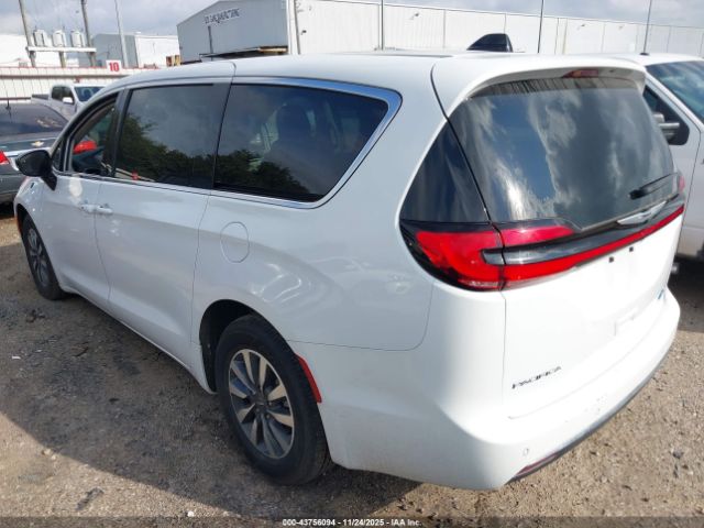 2024 CHRYSLER PACIFICA HYBRID 2C4RC1S70RR103971 Photo 2
