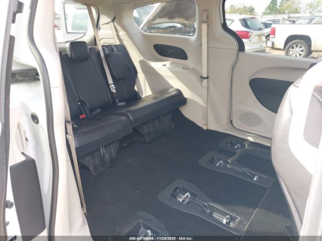 2024 CHRYSLER PACIFICA HYBRID 2C4RC1S70RR103971 Photo 7