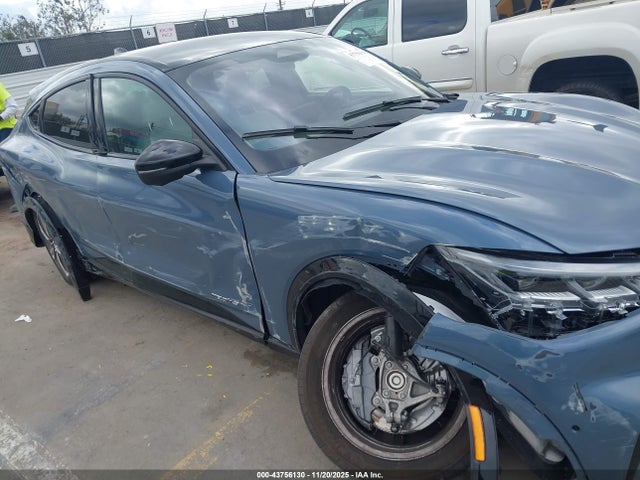 3FMTK3R40PMA60989 Ford Mustang Mach-e Premium