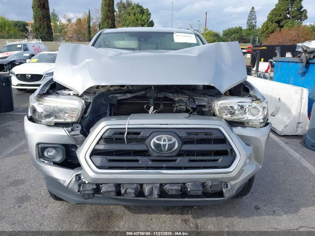 5TFAX5GNXKX151131 Toyota Tacoma Sr5