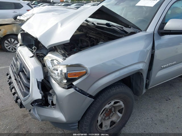 5TFAX5GNXKX151131 Toyota Tacoma Sr5
