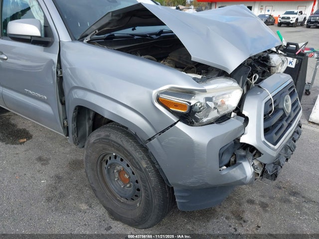 5TFAX5GNXKX151131 Toyota Tacoma Sr5