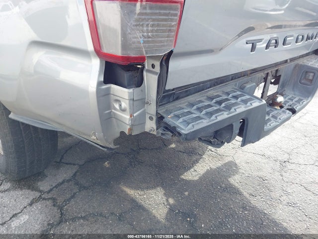 5TFAX5GNXKX151131 Toyota Tacoma Sr5