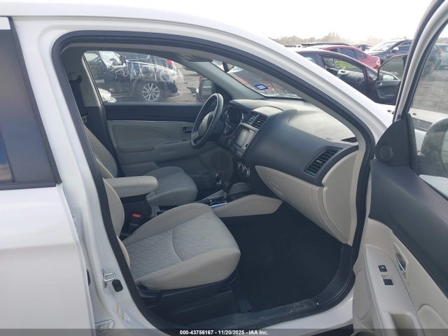 2020 MITSUBISHI OUTLANDER SPORT JA4AP3AUXLU004616 Photo 4