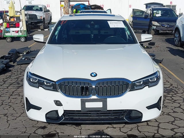 WBA5R1C55KAJ99209 BMW 330I