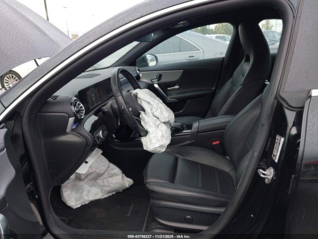 2020 MERCEDES-BENZ CLA 250 W1K5J4GB8LN102239 Photo 4