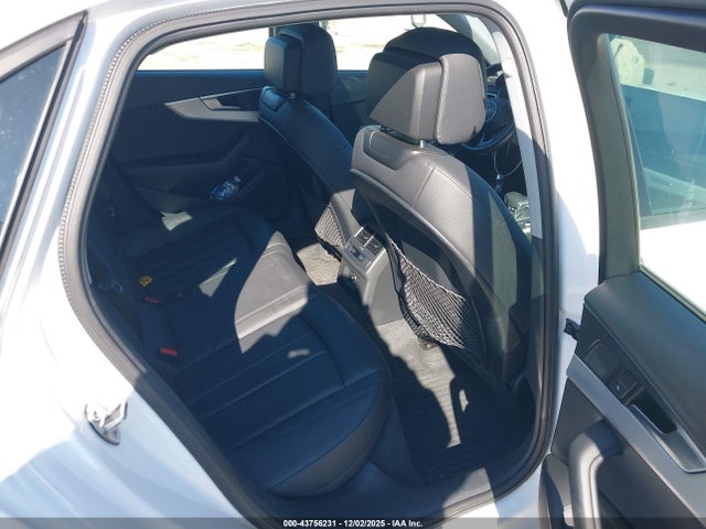 Продажа на аукционе авто 2018 Audi A4 2.0t Premium/2.0t Tech Premium, vin: WAUDNAF40JA169852, номер лота: 43756231