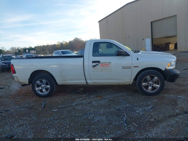 Продажа на аукционе авто 2015 Ram 1500 Tradesman, vin: 3C6JR7DT6FG676732, номер лота: 43756266