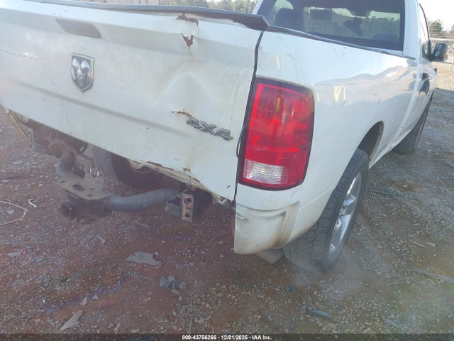 2015 RAM 1500 3C6JR7DT6FG676732 Photo 5