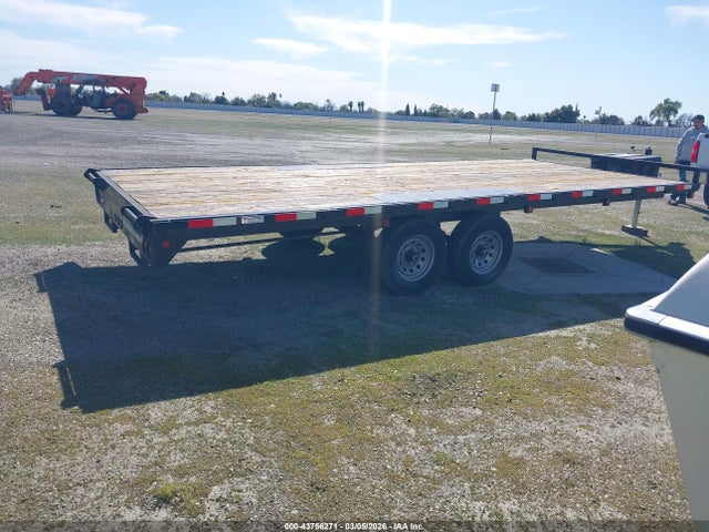 1R9BE2022NF600753 R &amp; J Trailer