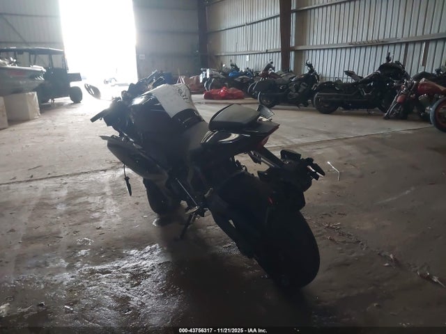 2025 YAMAHA YZFR7 JYARM38Y1SA003280 Photo 2