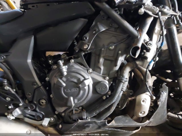 2025 YAMAHA YZFR7 JYARM38Y1SA003280 Photo 7