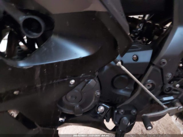 2025 YAMAHA YZFR7 JYARM38Y1SA003280 Photo 8