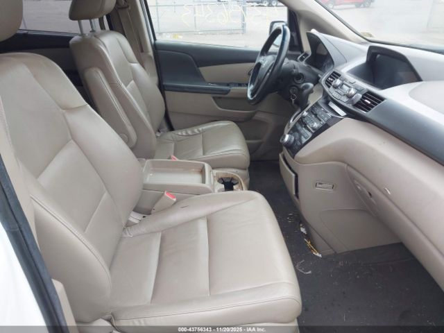 2011 HONDA ODYSSEY 5FNRL5H9XBB028259 Photo 4