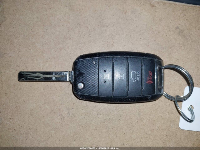 KIA SOUL + 2016 KNDJP3A56G7323658 Image 11