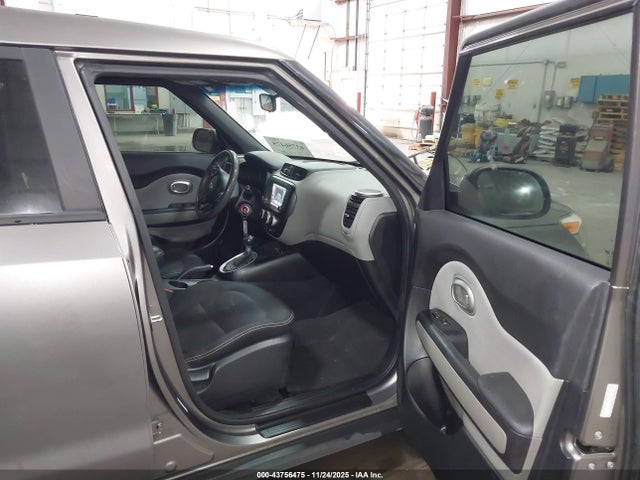 KNDJP3A56G7323658 KIA SOUL +